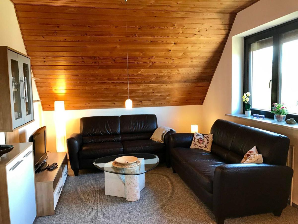 Mal Steinbock _ Ferienwohnung Anni Malente Eksteriør billede